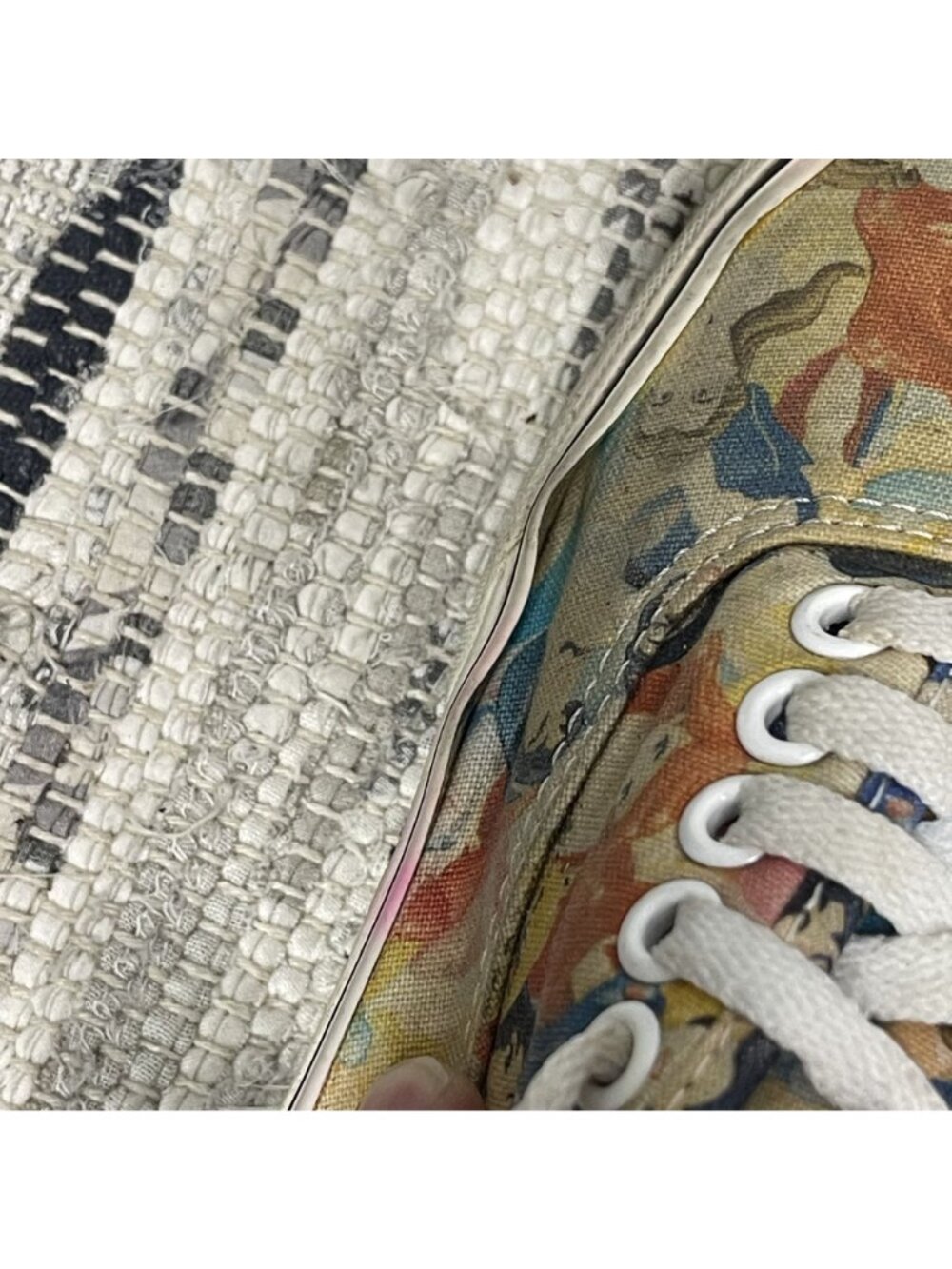Vans Disney Princess Limited Edition Canvas Sneakers Womens Size 8.5 - Picture 7 of 12